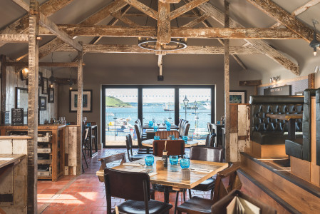 Live Music at The Chain Locker