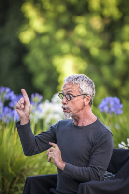 Bard Heads by Finding the Will