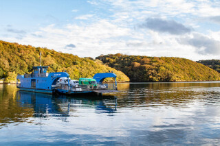 Advertise on the King Harry Ferry