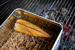 How to make a Biscuit Tin Smoker