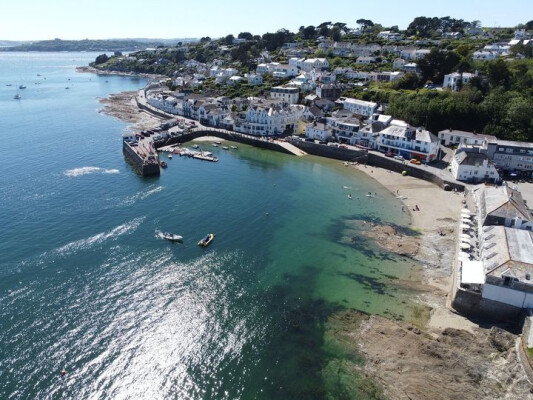 St Mawes Retreats - Special Winter Beach Escapes in St Mawes