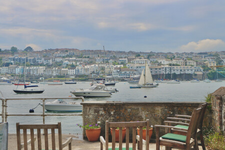 Christmas & New Year with Creekside Cottages