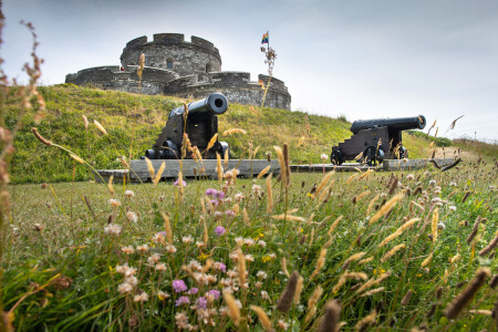 Historic Cannon at St Mawes Castle Undergo Conservation