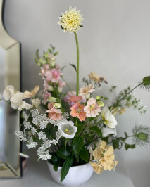 A Wild Bunch Flower Arranging with Zella Packer