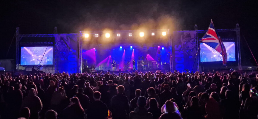 Live/Wire – The AC/DC Show