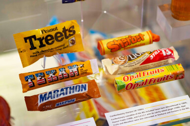 Museum prepares for an 80s summer glow up