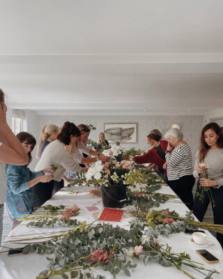 A Wild Bunch Flower Arranging with Zella Packer