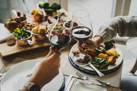Sunday Lunch By The Sea