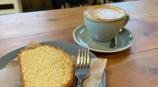 Coffee and Cake for £5 at The Thirstea Co