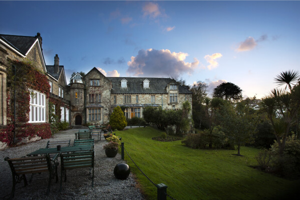 Tall Ships Accommodation: The Alverton in Truro