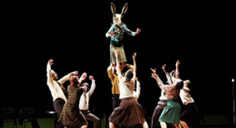 Fabulous Beast Dance Theatre