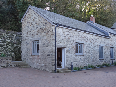 20% off in May & June at The Brass Bolt Shop in Restronguet Creek