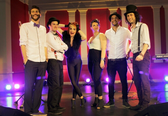 Electric Swing Circus