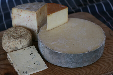 Say Cheese! Philleigh Way Cookery School Teams up with Colliers Cornish Cheese to Launch NEW Cheese making Course